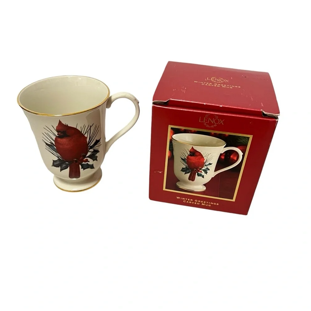 Lenox Winter Greetings Cardinal Footed Coffee Mug 10 ounces